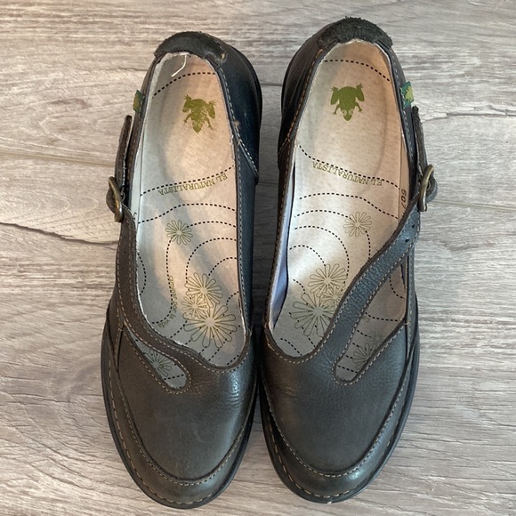 El Naturalista leather heels, size 39 (size 9) - Picture 4 of 7